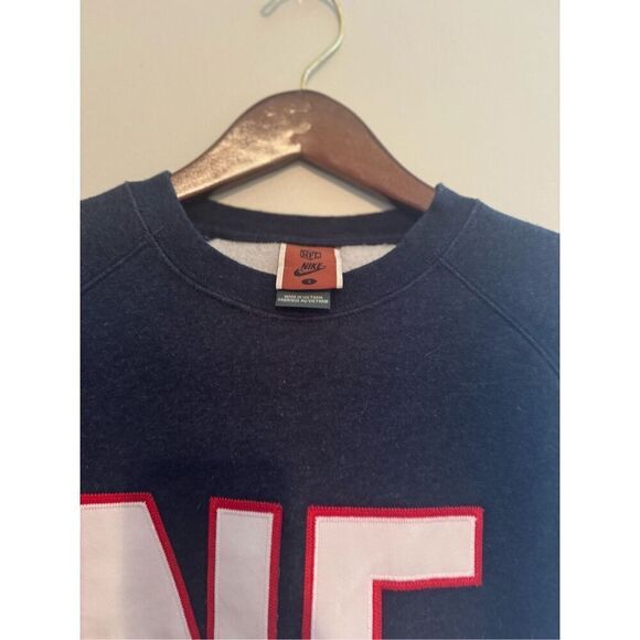 RARE Nike NFL New England Patriots Embroidered “NE”Crew Neck Sweatshirt - Small - Picture 6 of 15